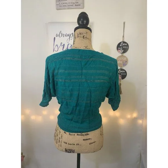 (B-61)‎Express Women’s XS Green Open Knit Sweater Short Sleeve 100% Rayon Lightw - Picture 4 of 9